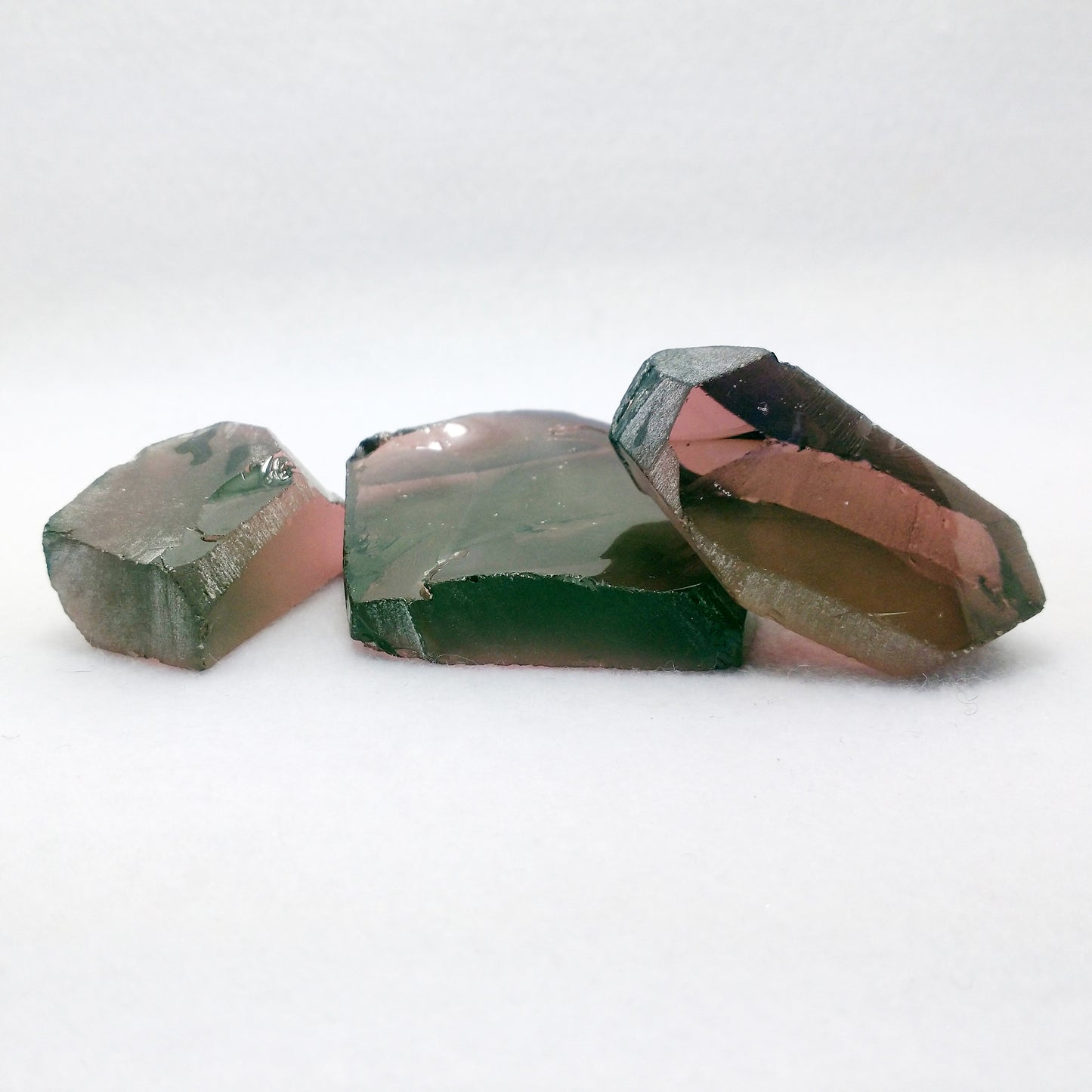 Color-Change #205 Nanosital Lab Created Synthetic Faceting Rough