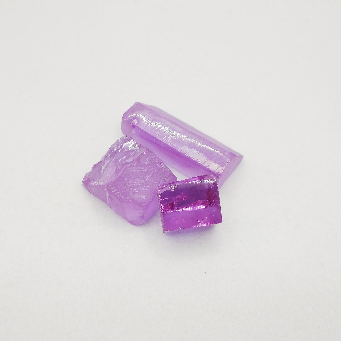 Color Change Lavender to Pink Cubic Zirconia Lab Created Synthetic Faceting Rough