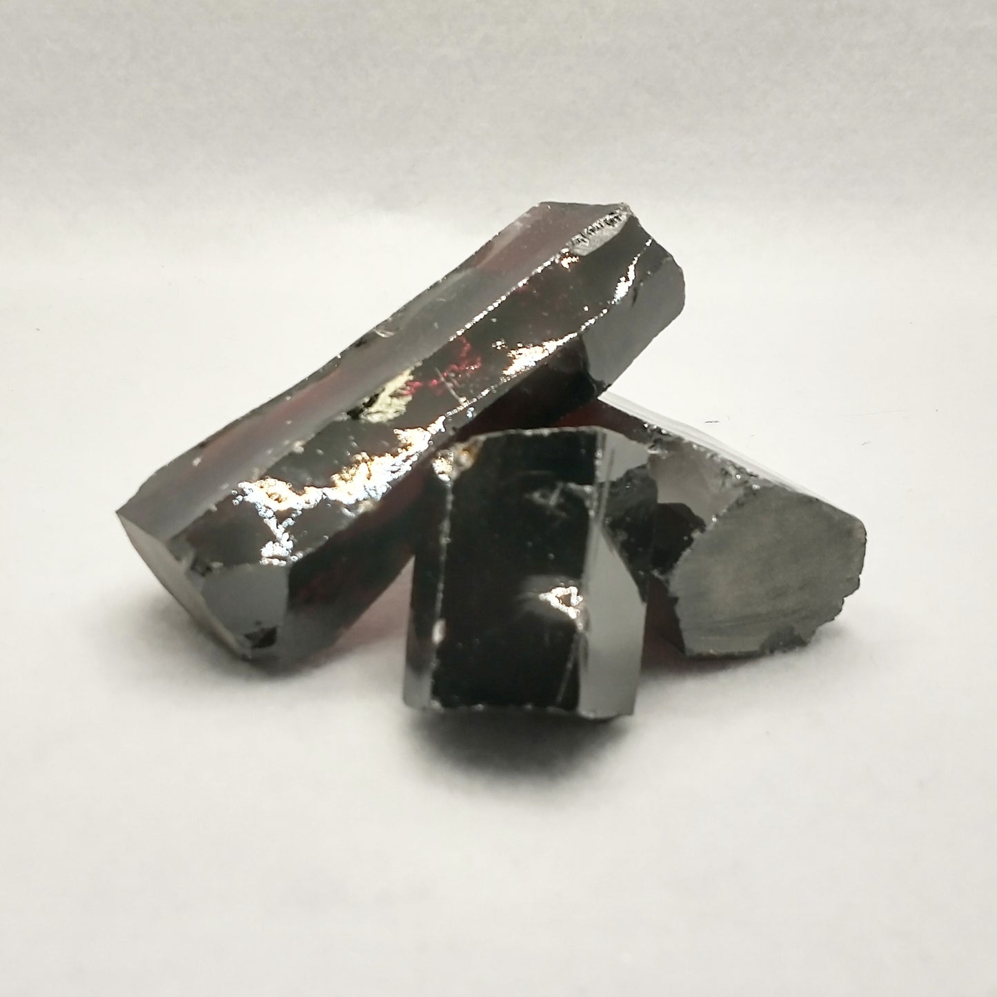 Dark Garnet Red Cubic Zirconia Lab Created Synthetic Faceting Rough