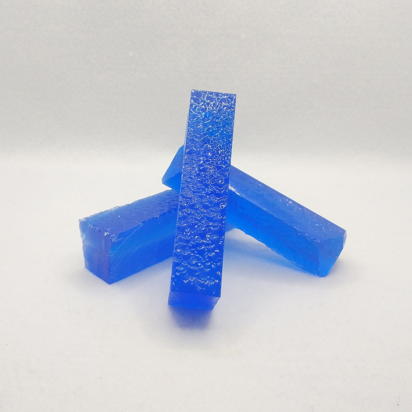 Synthetic Hydrothermal Medium Cobalt Blue Lab Created Faceting Rough