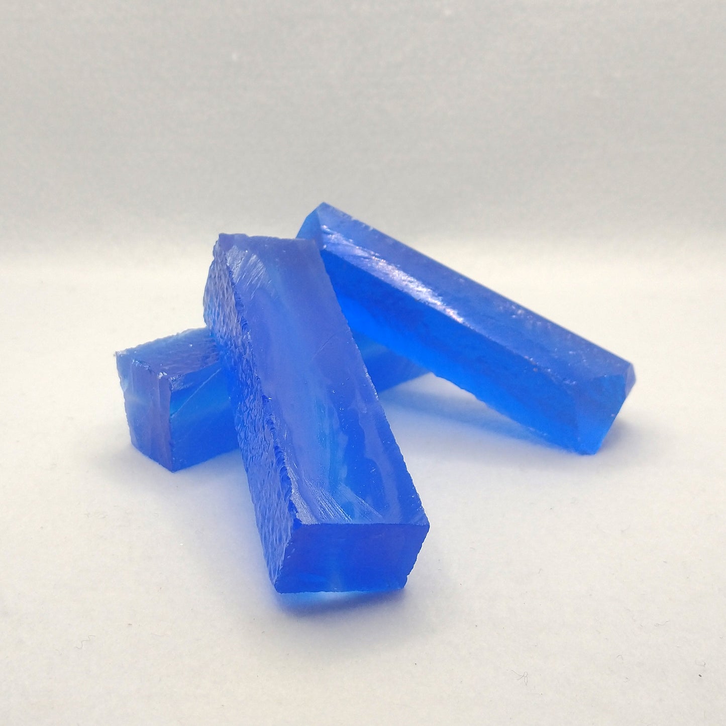 Synthetic Hydrothermal Medium Cobalt Blue Lab Created Faceting Rough