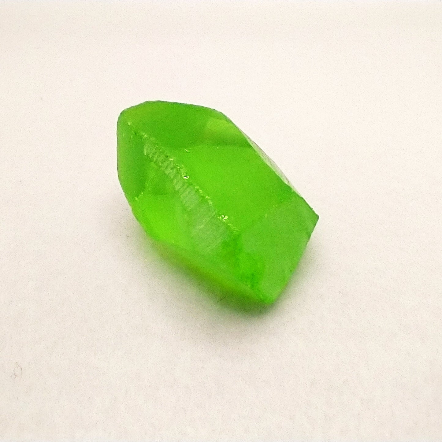 Kryptonite B1320 Nanosital Lab Created Synthetic Faceting Rough